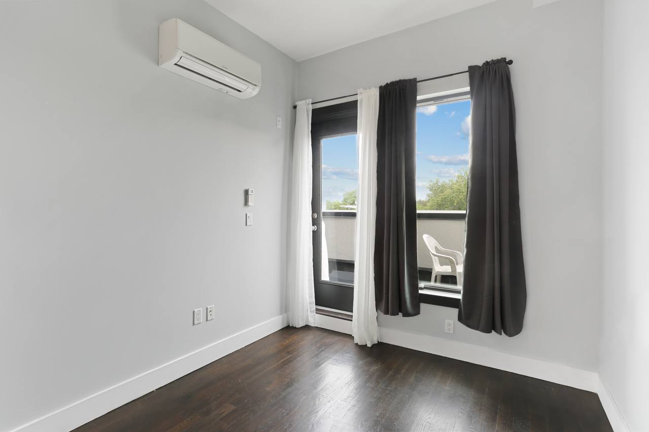 #733: Bedford-Stuyvesant - Full Bedroom D - 5