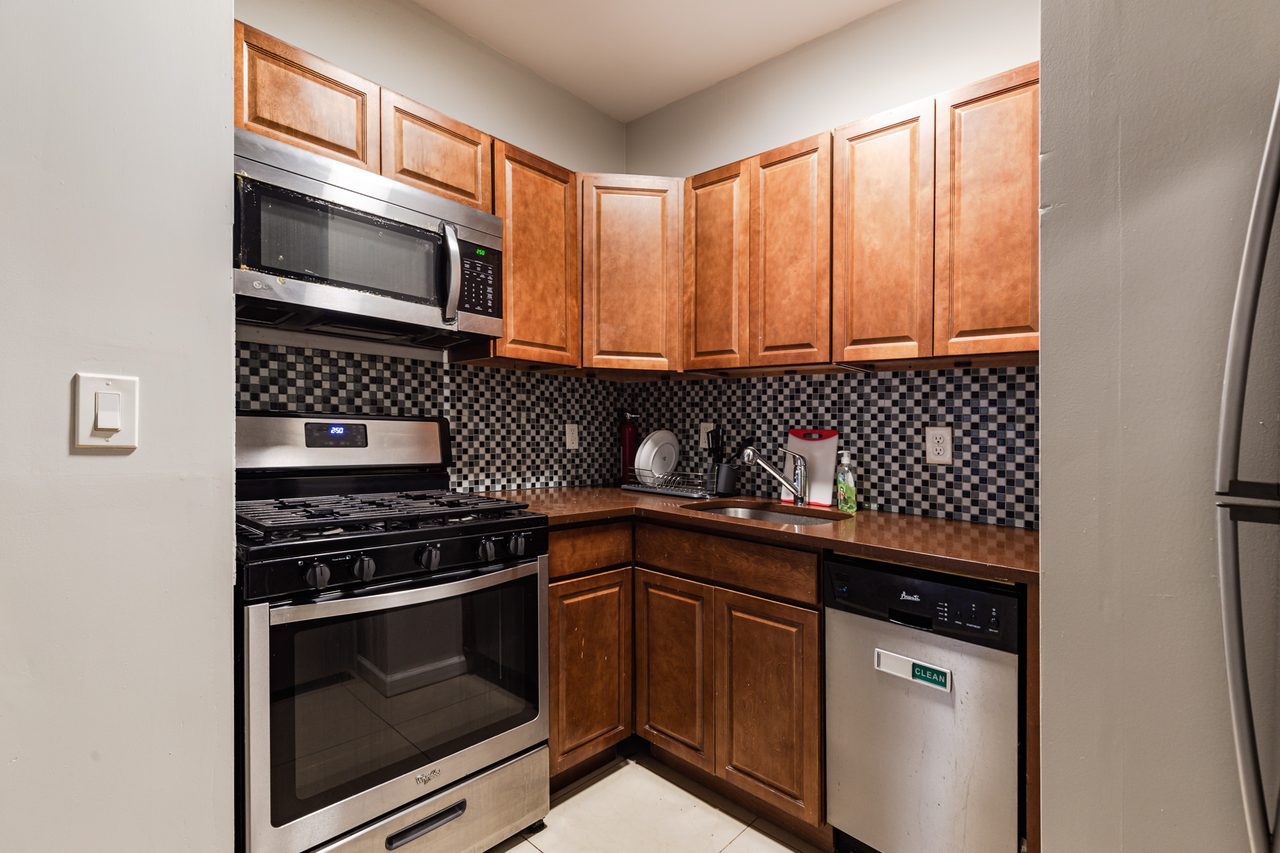  #1570: Prospect Lefferts Gardens - Full Bedroom A  -  #1570: Prospect Lefferts Gardens  - Gallery -  10