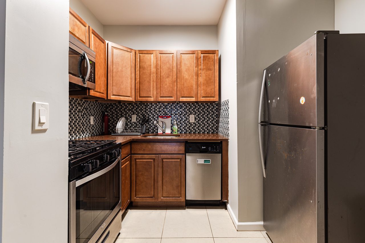 #1570: Prospect Lefferts Gardens - Full Bedroom C - #1570: Prospect Lefferts Gardens - Gallery - 7