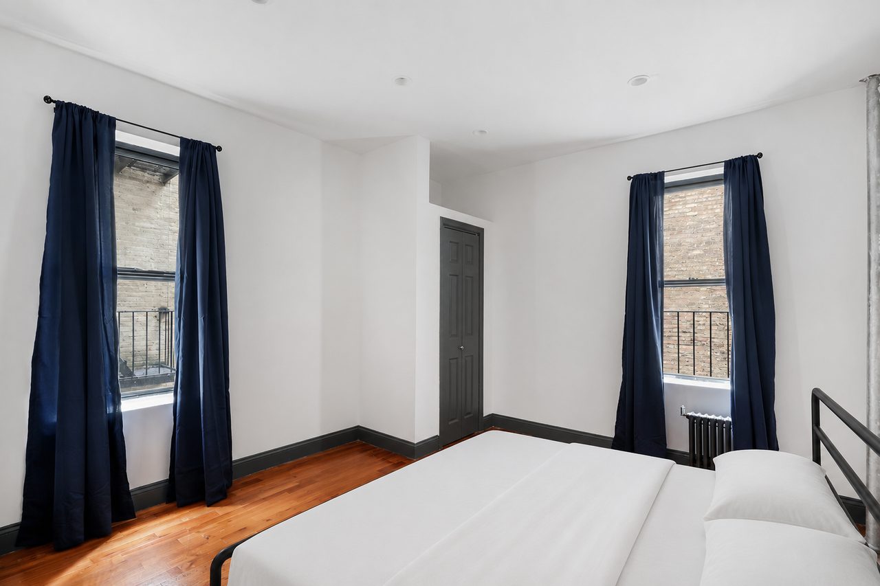#533: East Harlem - Queen Bedroom B - 2