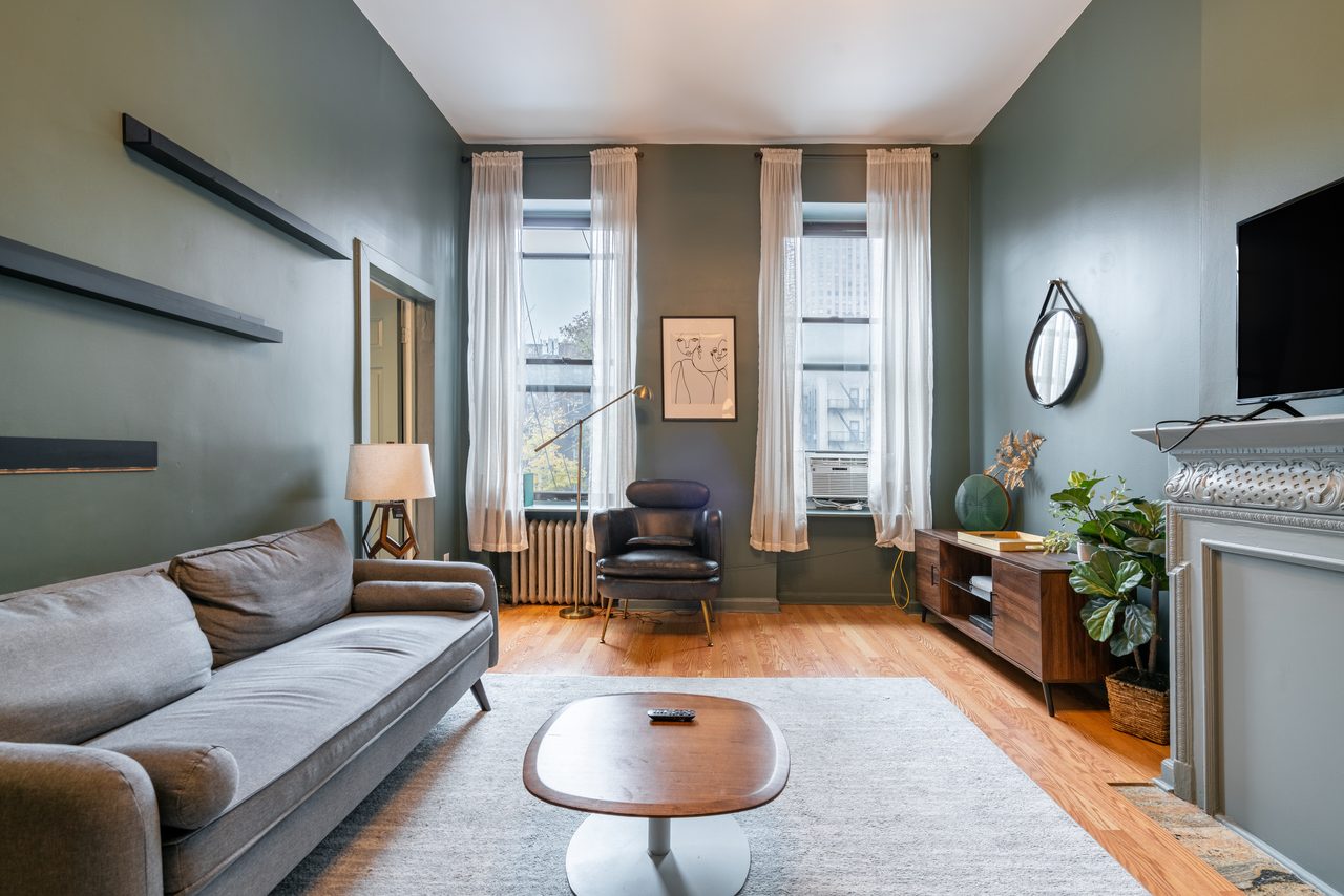 #135: Hell's Kitchen - 1 Bedroom (Full) - #135: Hell's Kitchen - Gallery - 21
