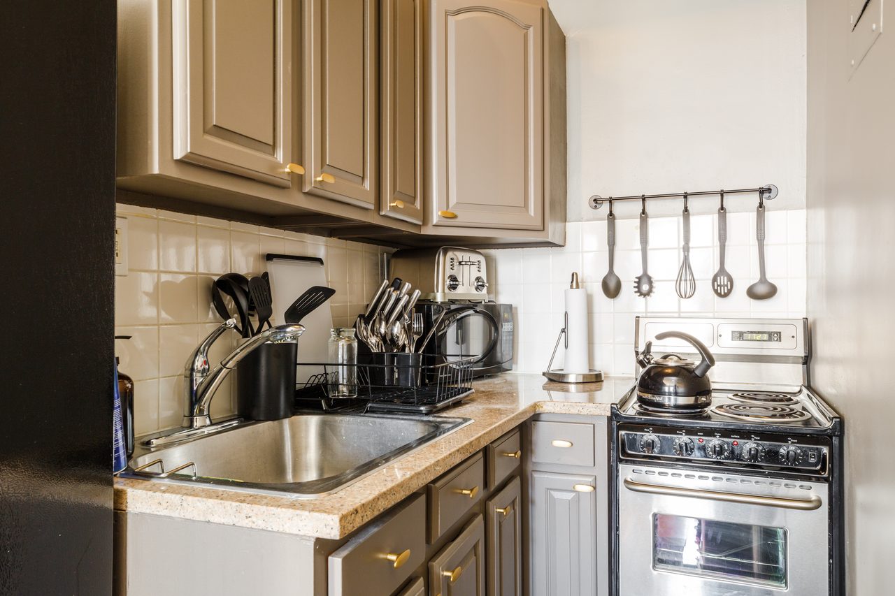  #135: Hell's Kitchen - 1 Bedroom (Full)  -  #135: Hell's Kitchen  - Gallery -  6