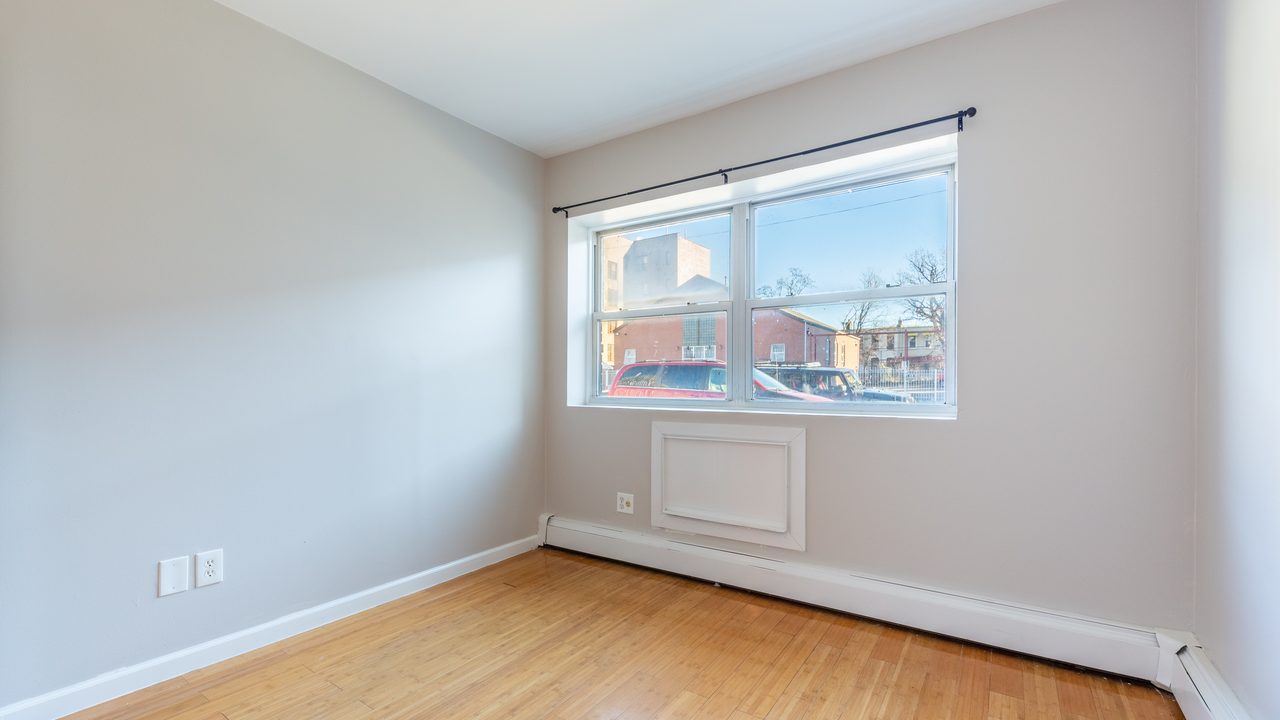 #1646: Flatbush - Full Bedroom B - 1