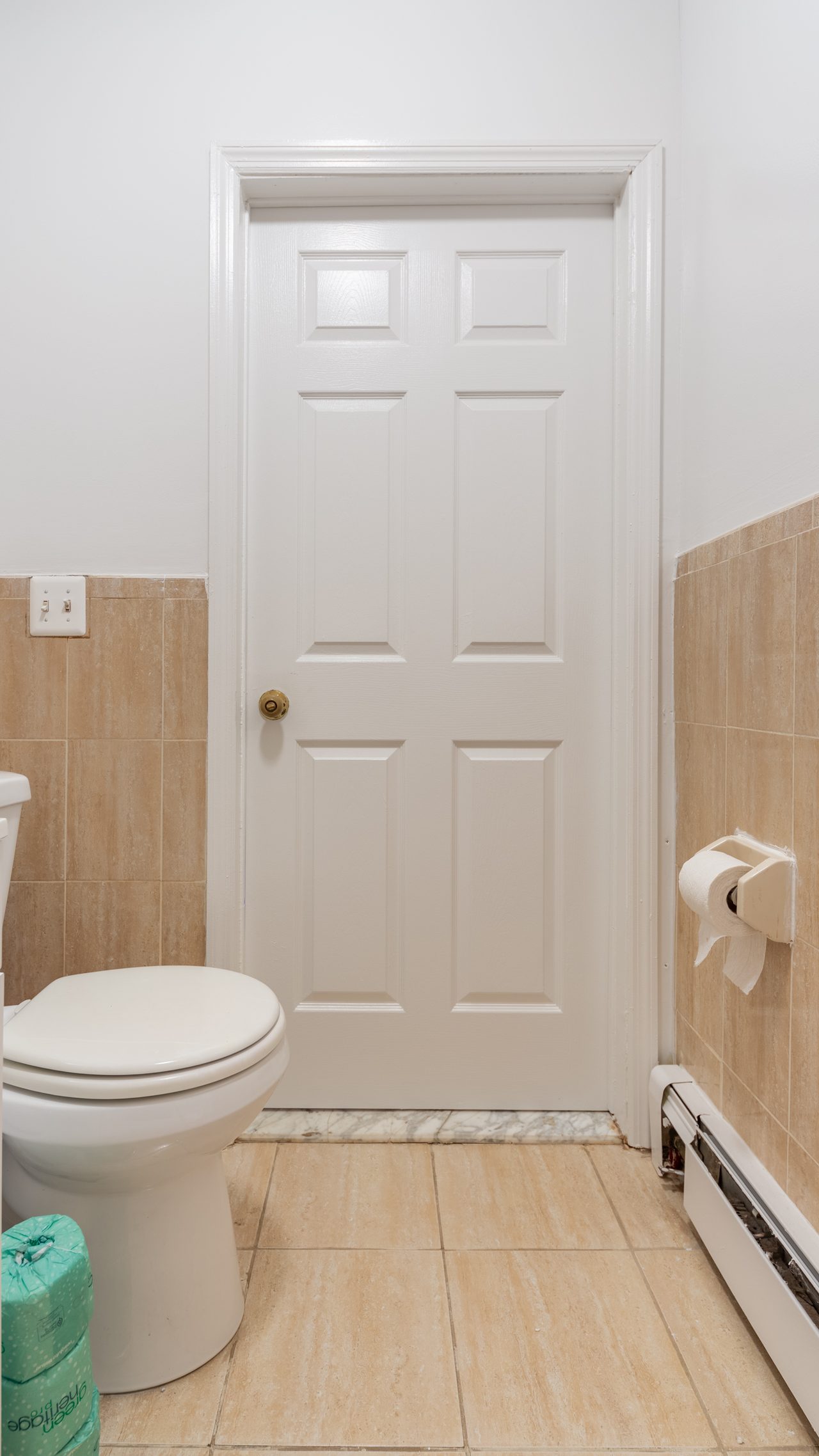  #1646: Flatbush - Queen Bedroom D W/ Private Bathroom  -  #1646: Flatbush  - Gallery -  7