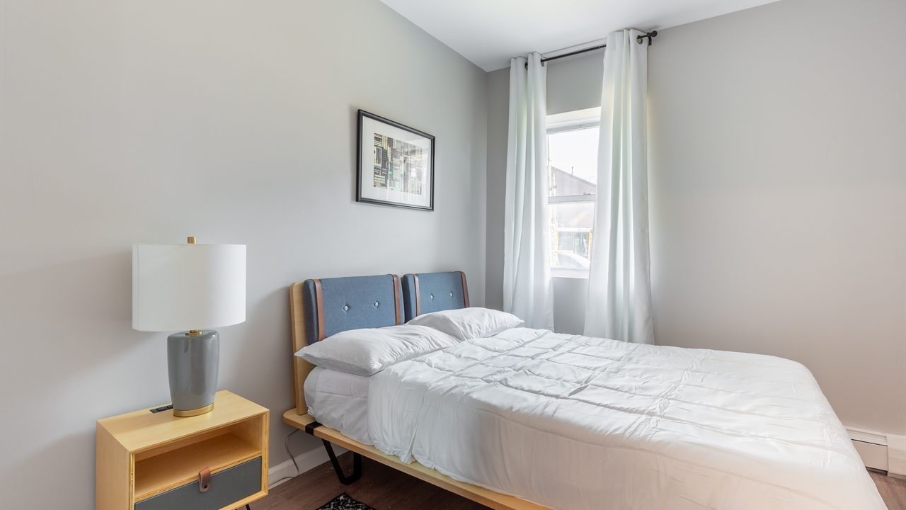 #1646: Flatbush - Full Bedroom A - 1