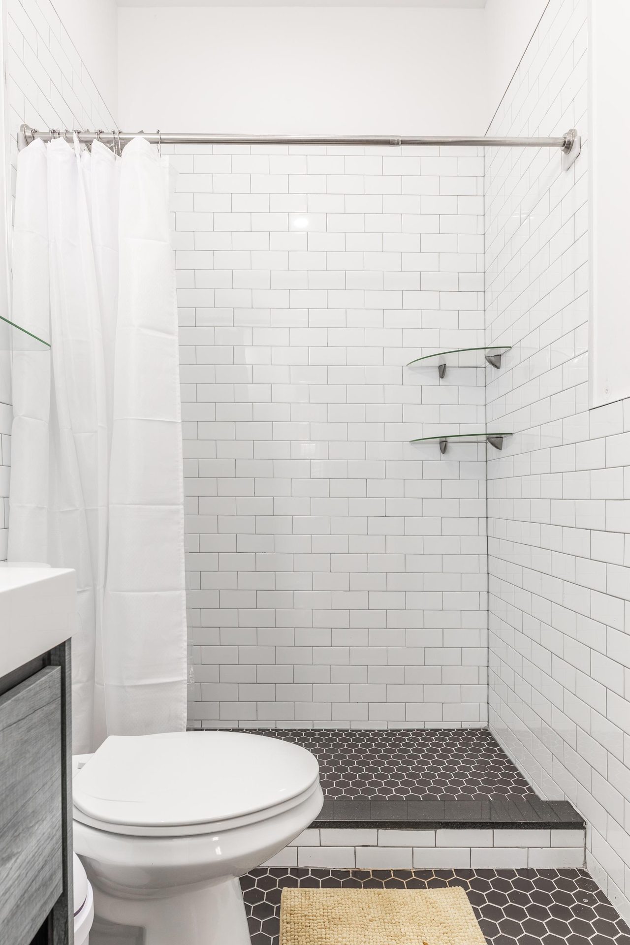 #1466: Ridgewood - Full Bedroom A - 1