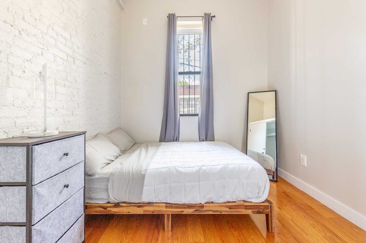 #1466: Ridgewood - Full Bedroom D - 10