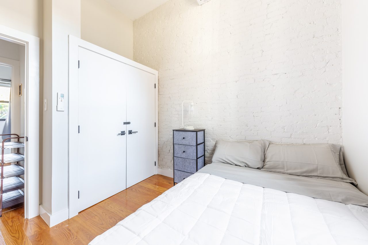 #1466: Ridgewood - Full Bedroom D - 11