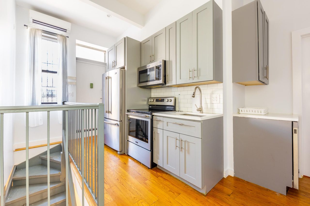 #1466: Ridgewood - Full Bedroom D - 13