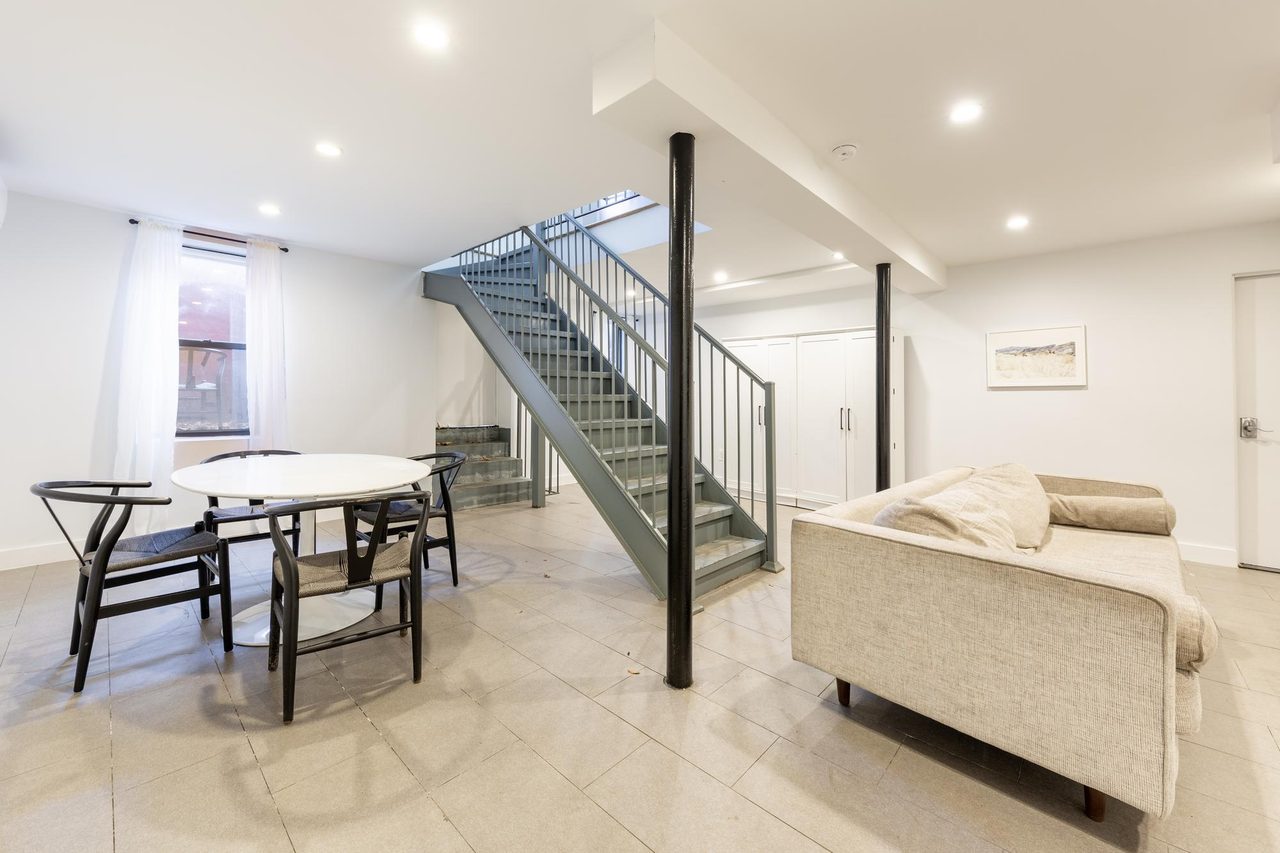 #1466: Ridgewood - Full Bedroom C - 5