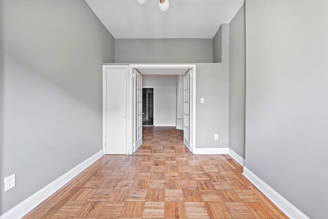 #842: East Village - 1 Bedroom (Full) - #842: East Village - Gallery - 3