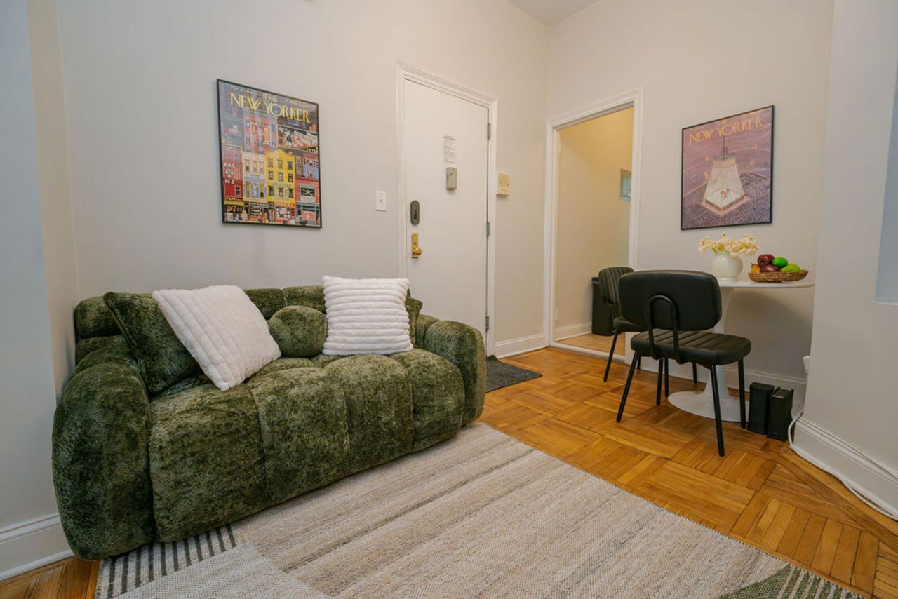 #842: East Village - 1 Bedroom (Full) - 9