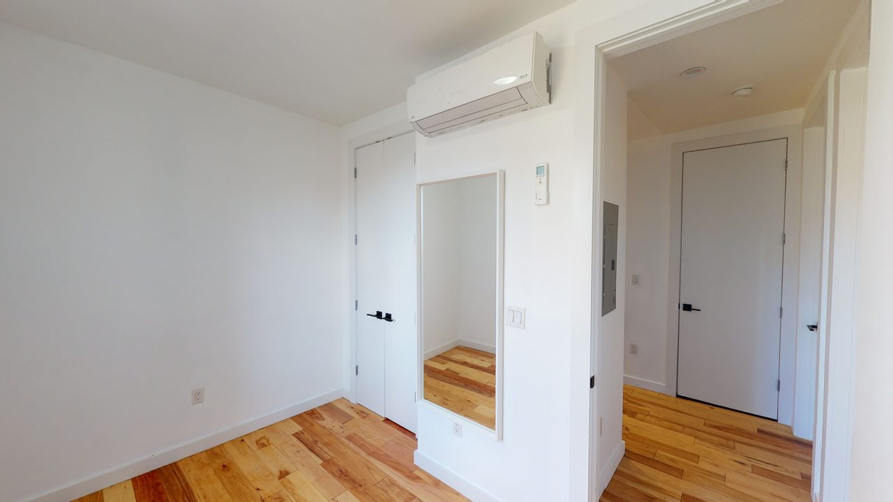 #461: Ridgewood - Full Bedroom B - 1