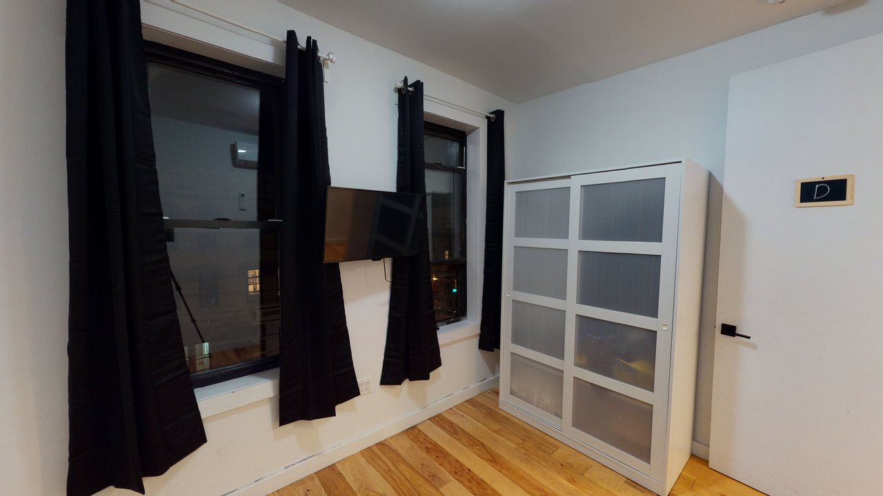 #461: Ridgewood - Queen Bedroom D - 2