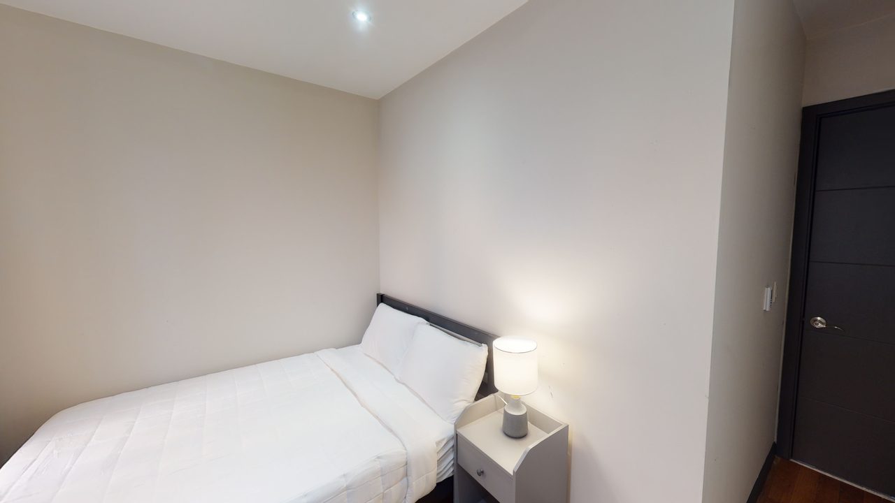 #758: Upper West Side - Queen Bedroom C - 6