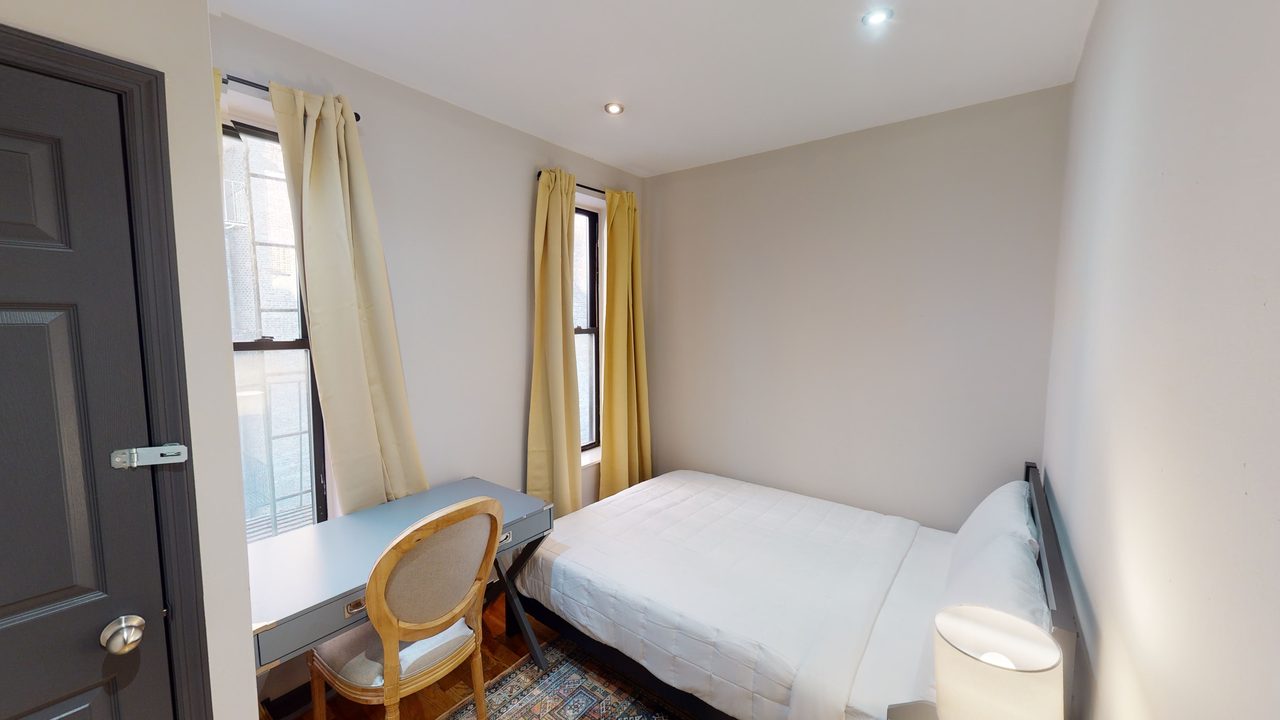 #758: Upper West Side - Queen Bedroom C - 2