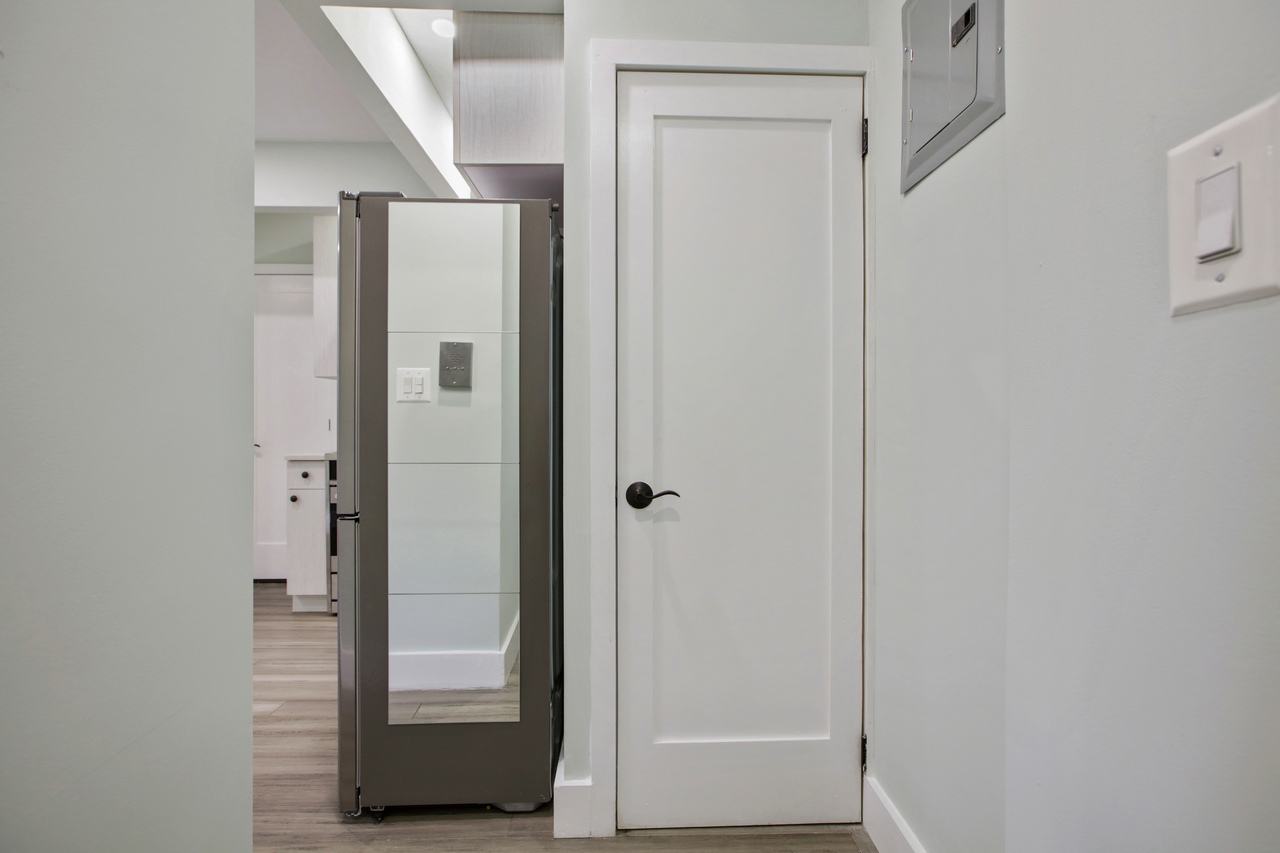 #496: East Village - 1 Bedroom (Queen) - 10