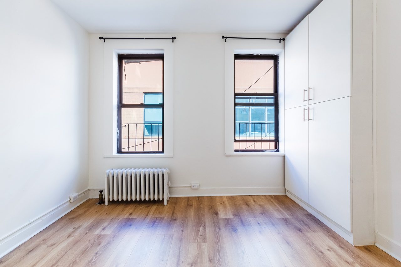#1730: Hell's Kitchen - 1 Bedroom (Queen) - 3