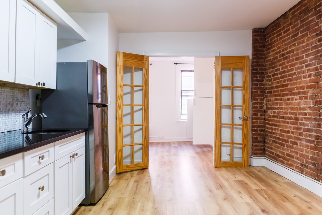 #1730: Hell's Kitchen - 1 Bedroom (Queen) - 9