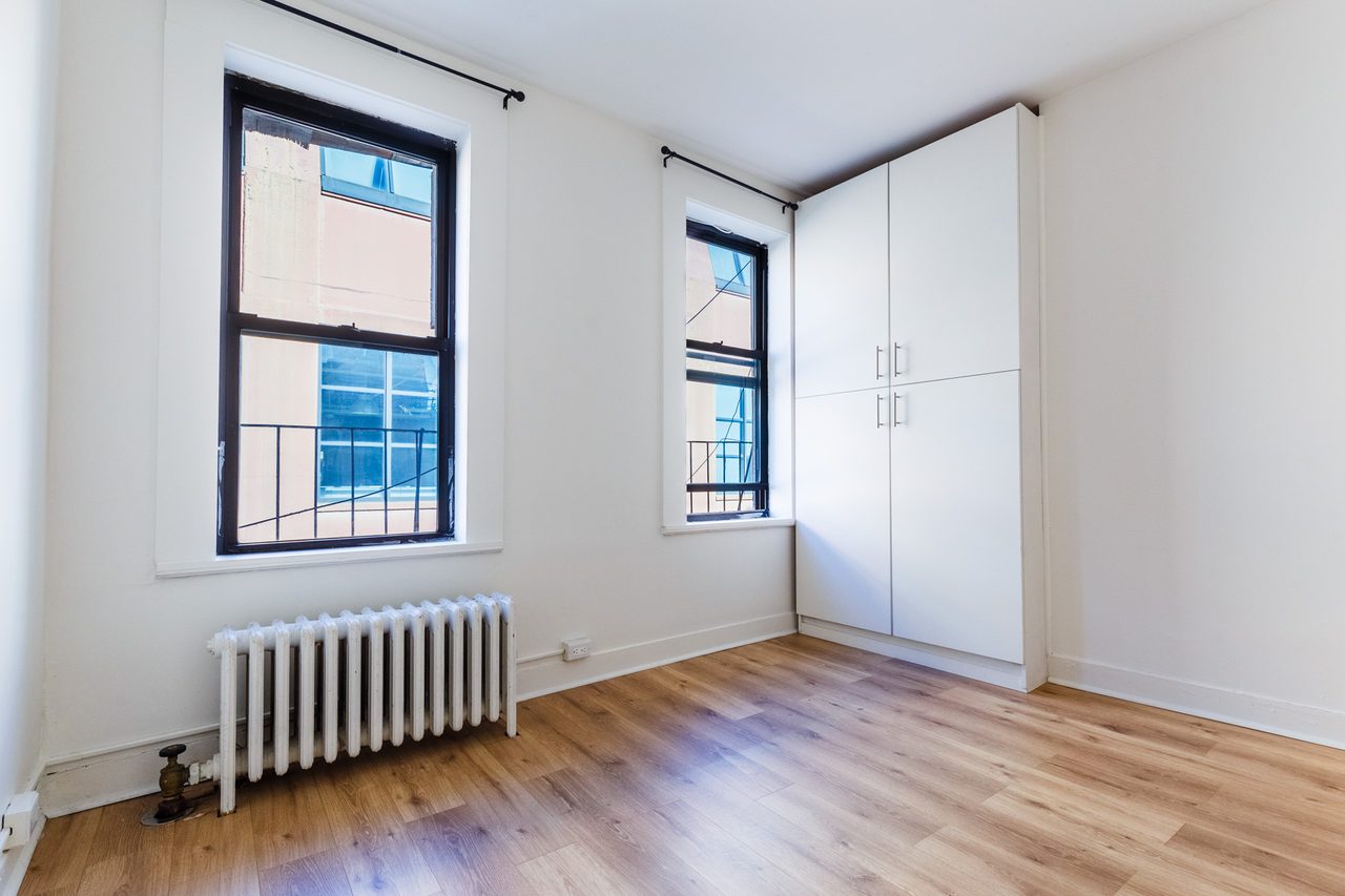 #1730: Hell's Kitchen - 1 Bedroom (Queen) - 4