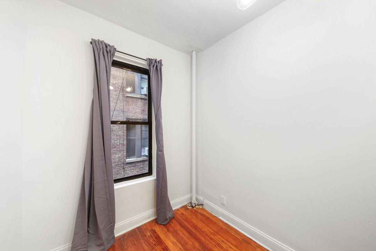 #760: Upper West Side - Full Bedroom С - #760: Upper West Side - Gallery - 10