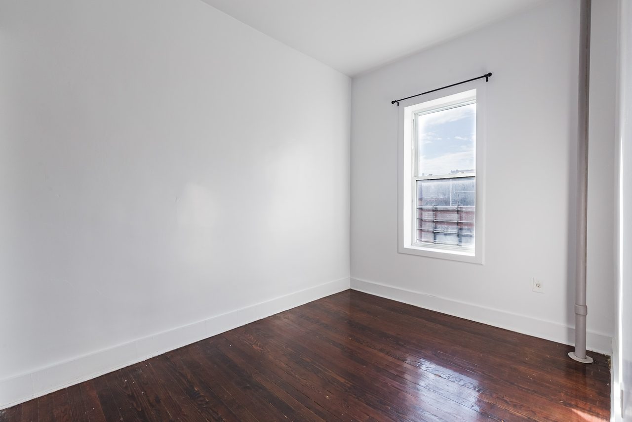 #1682: Central Harlem - Queen Bedroom C - #1682: Central Harlem - Gallery - 8