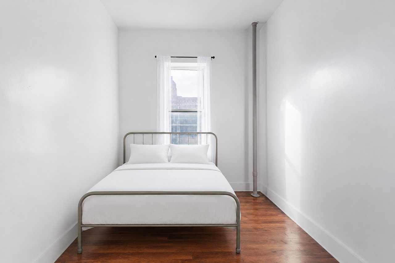 #1682: Central Harlem - Queen Bedroom C - 6