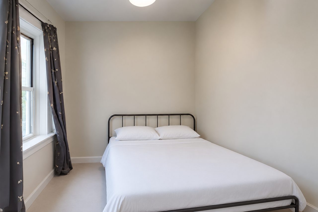 #772: Ridgewood - Queen Bedroom C - 6