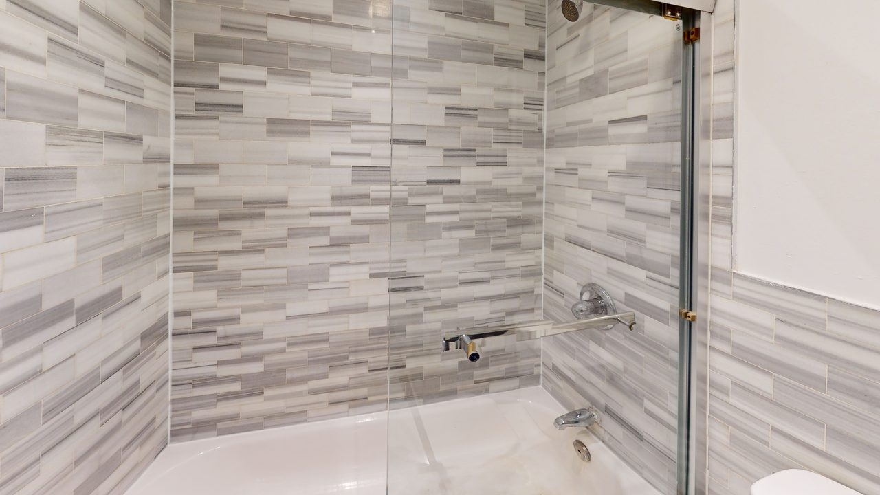 #1805: Upper West Side - Full Bedroom A - 8