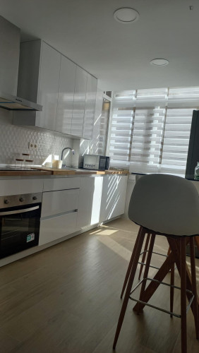 Single bedroom in 3-bedroom apartment in central Granada just for female students betweeen 18 & 21 - Gallery - 5