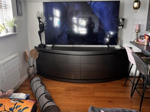 Small double room in modern apartme