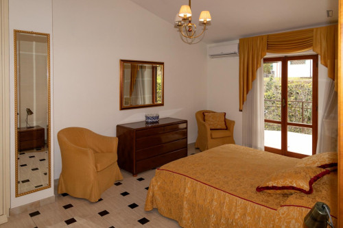 Charming 2-bedroom house in Divino Amore