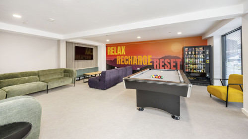 Sizer Court  - Gallery -  2