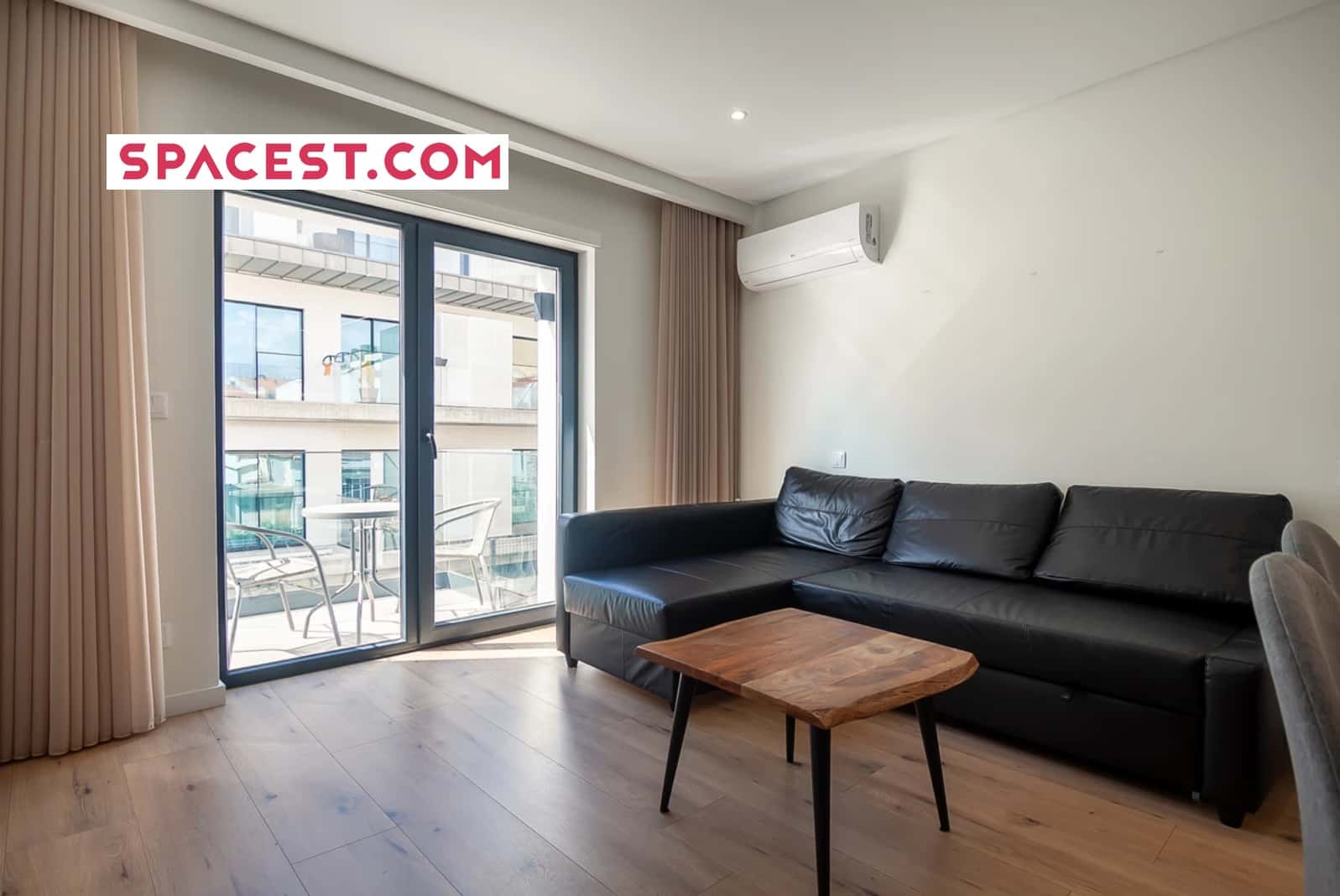 1-Bedroom Apartment In Rua Do Gravito, Aveiro - 1
