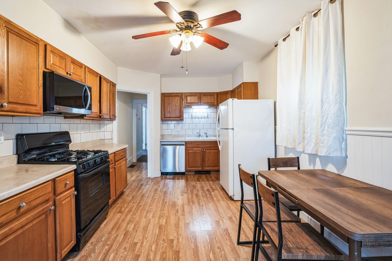 #1814: Allston - Queen Bedroom F - #1814: Allston - Gallery - 8