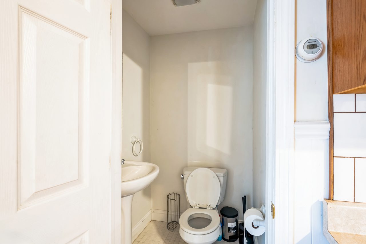 #1814: Allston - Queen Bedroom D - #1814: Allston - Gallery - 14