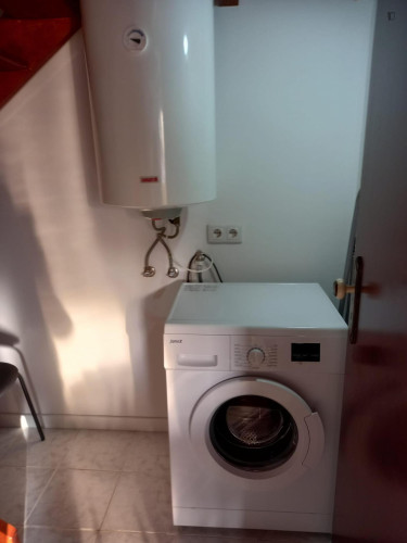Welcoming 1 Bedroom House close to Almoster Catholic Church  - Gallery - 6
