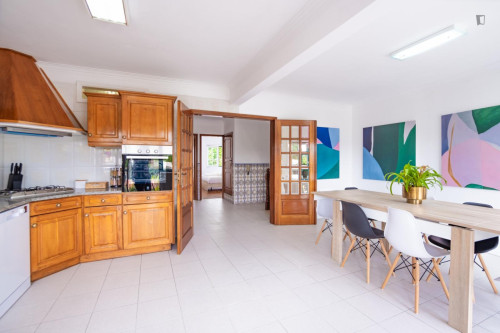 Heartwarming 3 Bedroom House with a backyard close to Viana Do Castelo Train Station - Gallery - 34