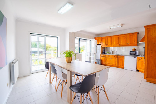 Heartwarming 3 Bedroom House with a backyard close to Viana Do Castelo Train Station - Gallery - 33