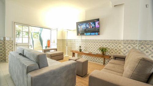 Heartwarming 3 Bedroom House with a backyard close to Viana Do Castelo Train Station - Gallery - 32