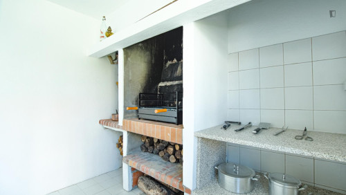 Heartwarming 3 Bedroom House with a backyard close to Viana Do Castelo Train Station - Gallery - 19