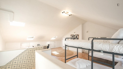 Heartwarming 3 Bedroom House with a backyard close to Viana Do Castelo Train Station