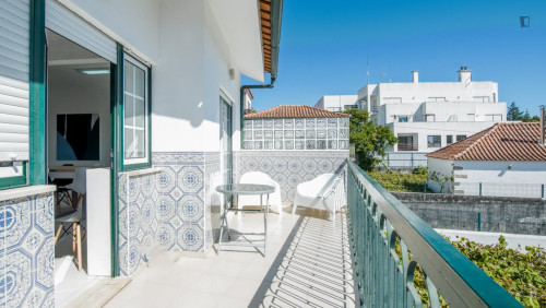 Heartwarming 3 Bedroom House with a backyard close to Viana Do Castelo Train Station - Gallery - 10