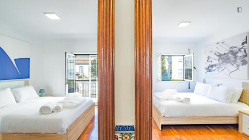 Heartwarming 3 Bedroom House with a backyard close to Viana Do Castelo Train Station - Gallery - 7