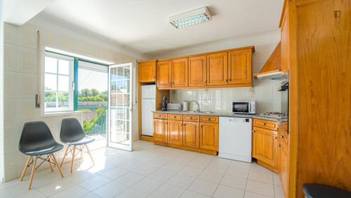 Heartwarming 3 Bedroom House with a backyard close to Viana Do Castelo Train Station - Gallery - 39