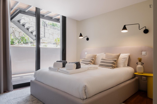 Breathtaking 5 Bedroom House with a swimming pool close to Paçô Beach - Gallery - 8