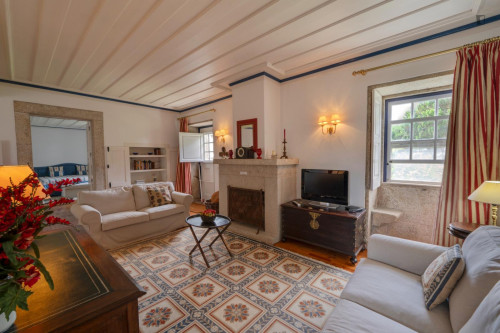 Epic 6 Bedroom House close to Areia - Darque Train Station - Gallery - 53