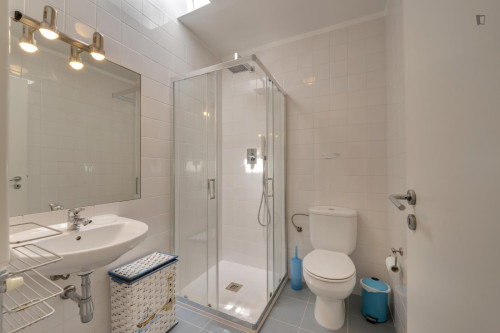 Epic 6 Bedroom House close to Areia - Darque Train Station - Gallery - 15