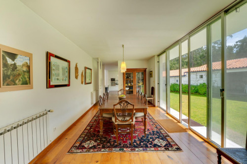 Epic 6 Bedroom House close to Areia - Darque Train Station - Gallery - 44