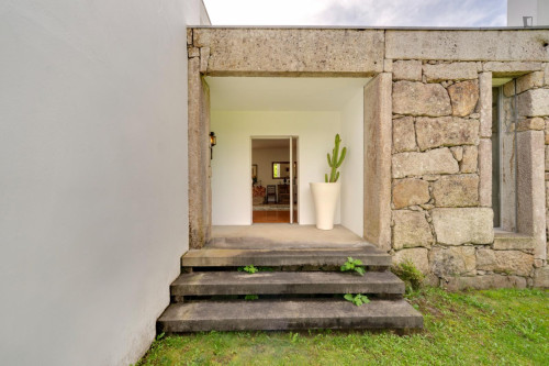 Epic 6 Bedroom House close to Areia - Darque Train Station - Gallery - 41